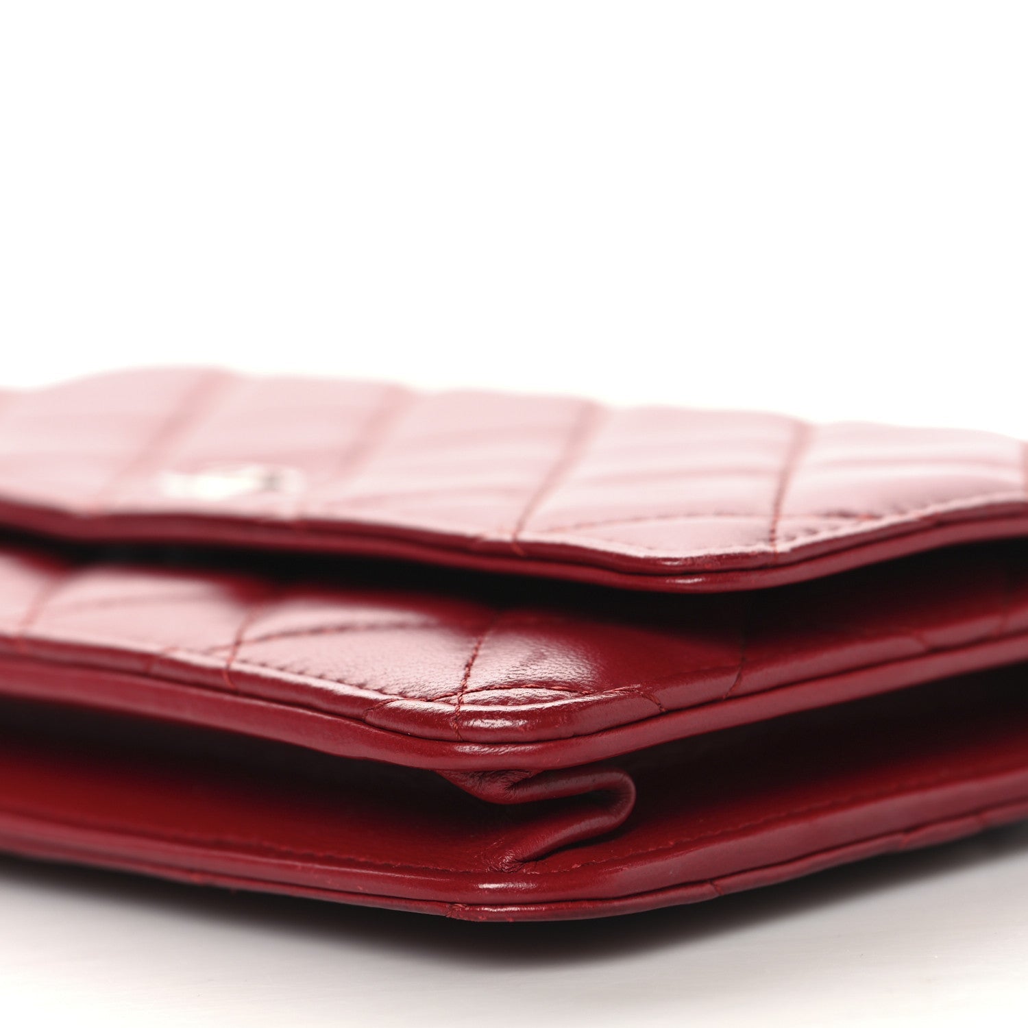 Lambskin Quilted Wallet On Chain WOC Red
