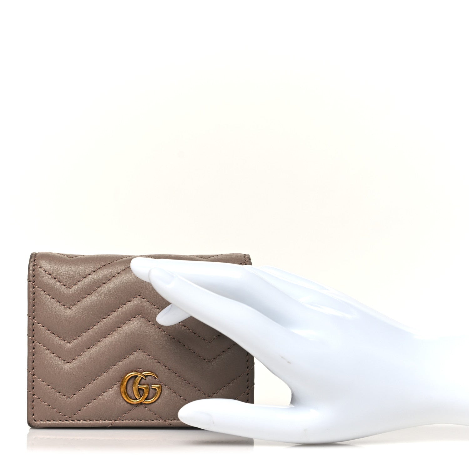Calfskin Matelasse GG Marmont Card Case Wallet Porcelain Rose
