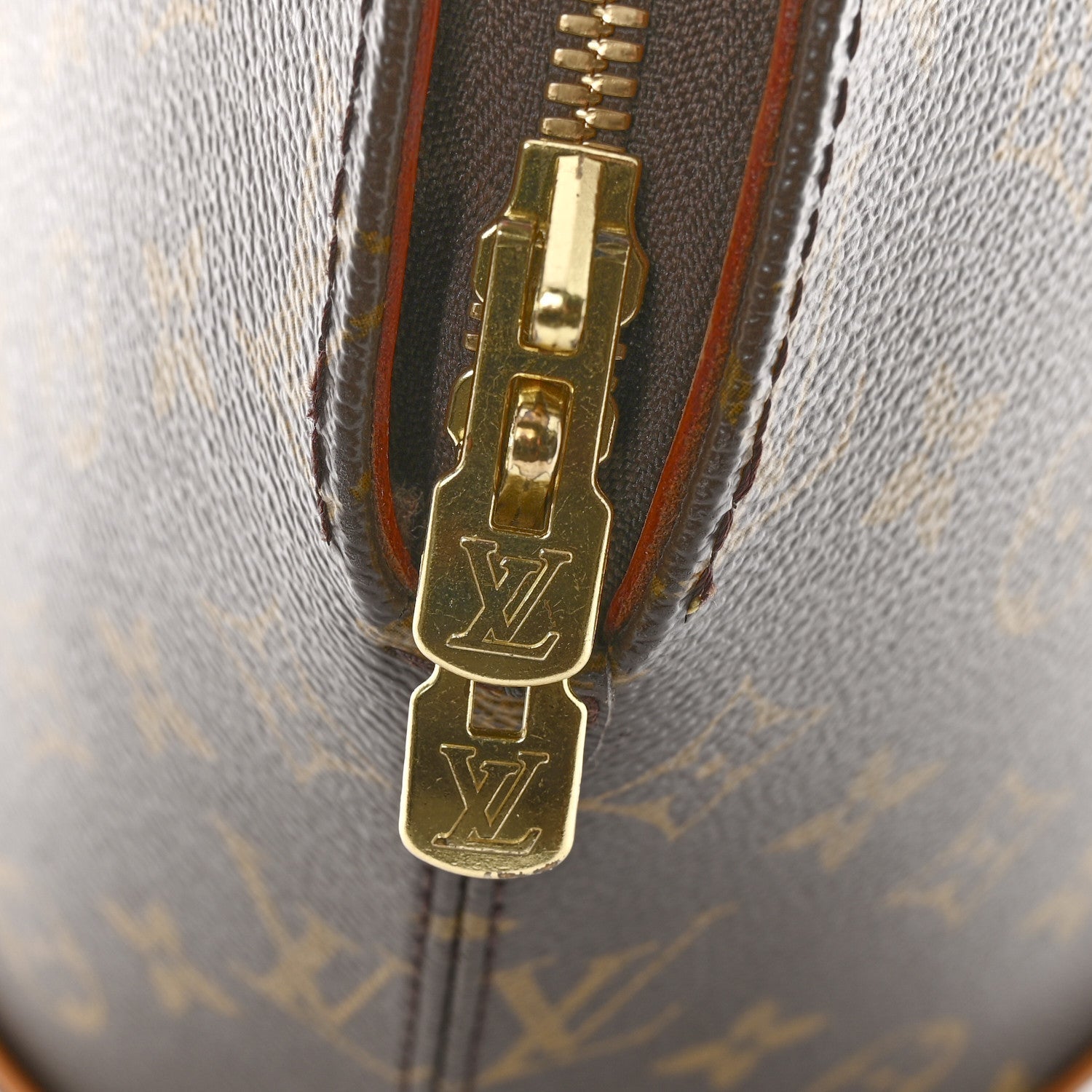 Monogram Ellipse MM