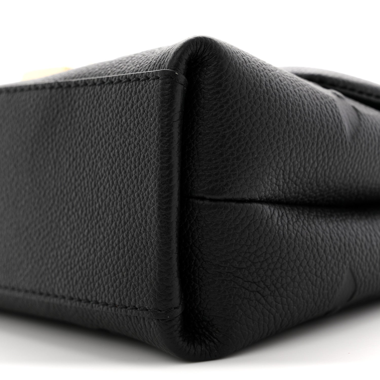 Empreinte Monogram Giant Madeleine BB Black