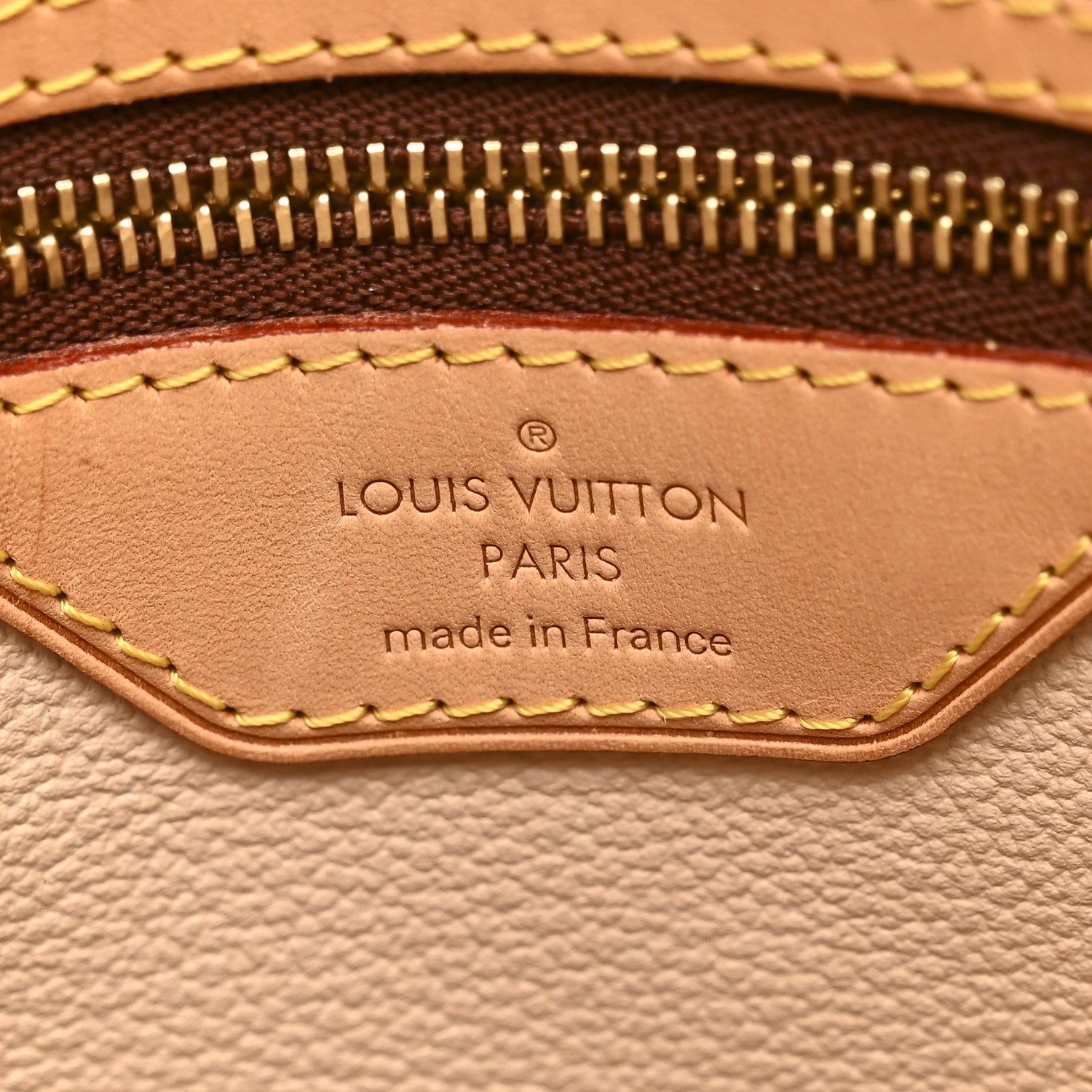 Monogram Petit Bucket 23