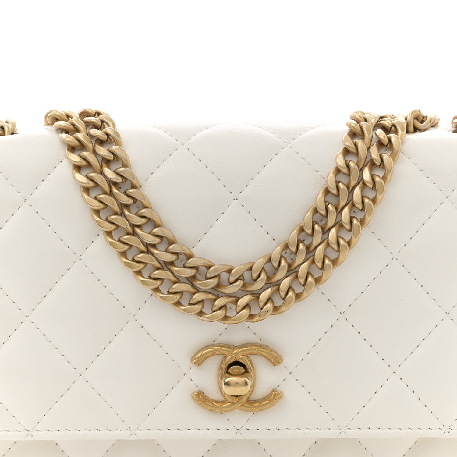 Lambskin Quilted Pillow Crush Wallet On Chain WOC White