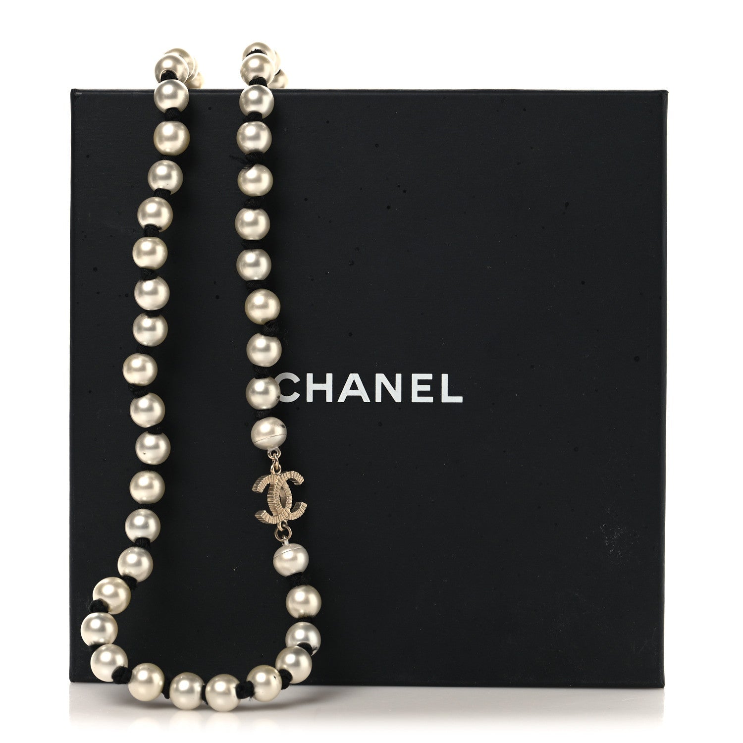Pearl Grosgrain CC Long Necklace Gold