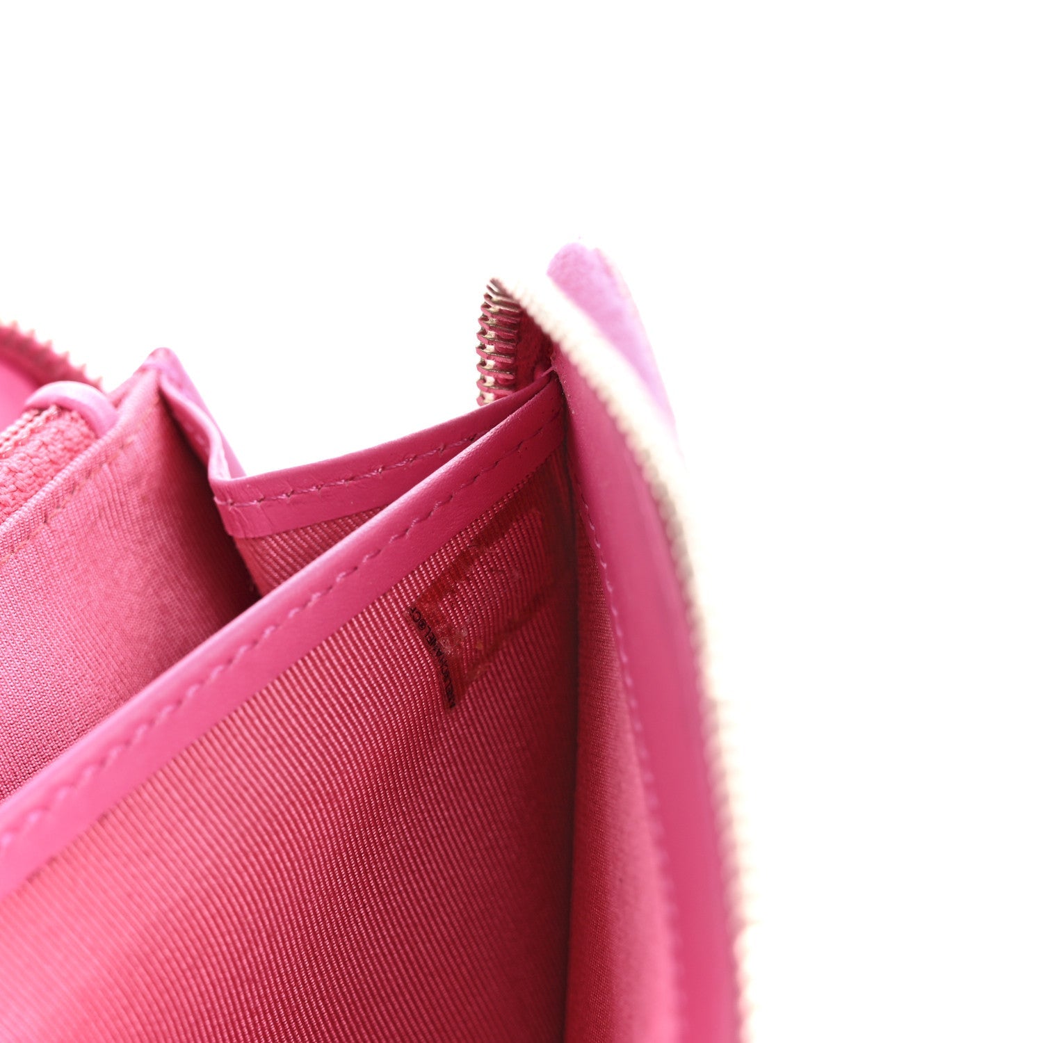 Iridescent Caviar Quilted Medium Zip Around Wallet Pink