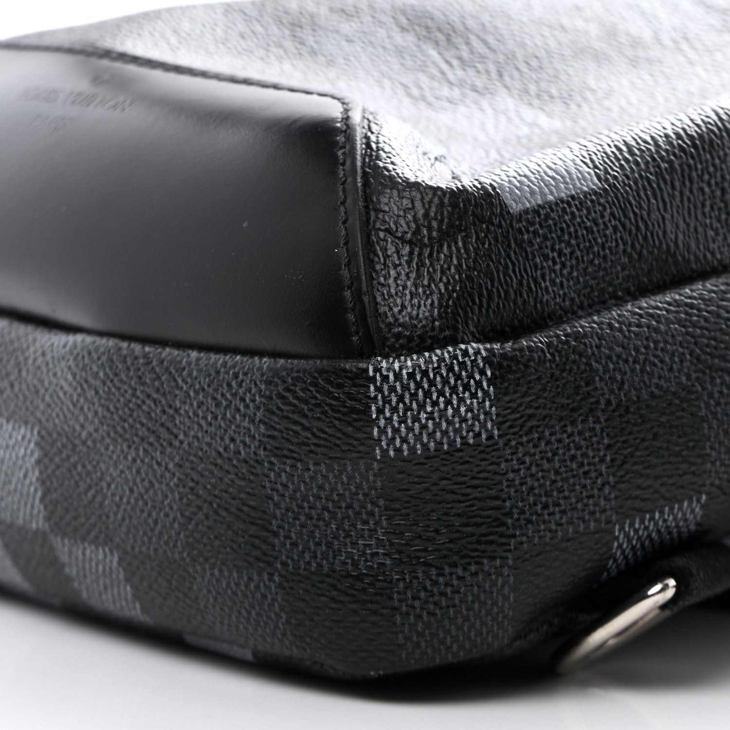 Damier Graphite Pixel Avenue Sling Backpack Gris