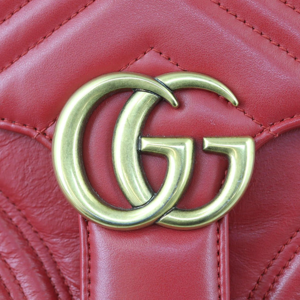 Gucci GG Marmont Small Top Handle Bag