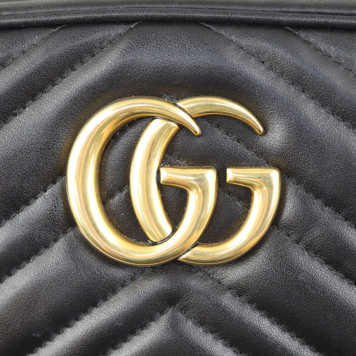 Gucci GG Marmont Small Camera Bag