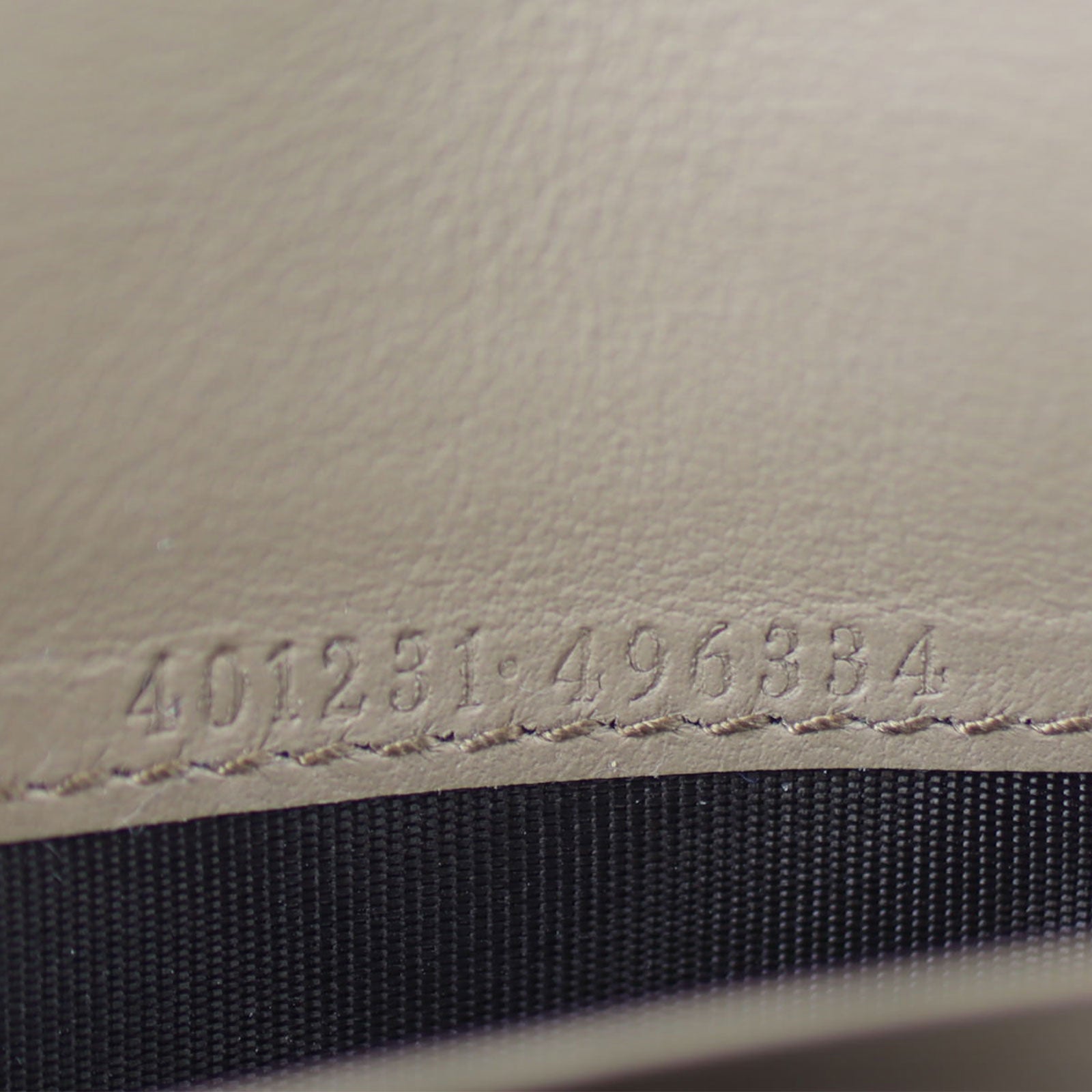 Gucci Dionysus GG Supreme Chain Wallet