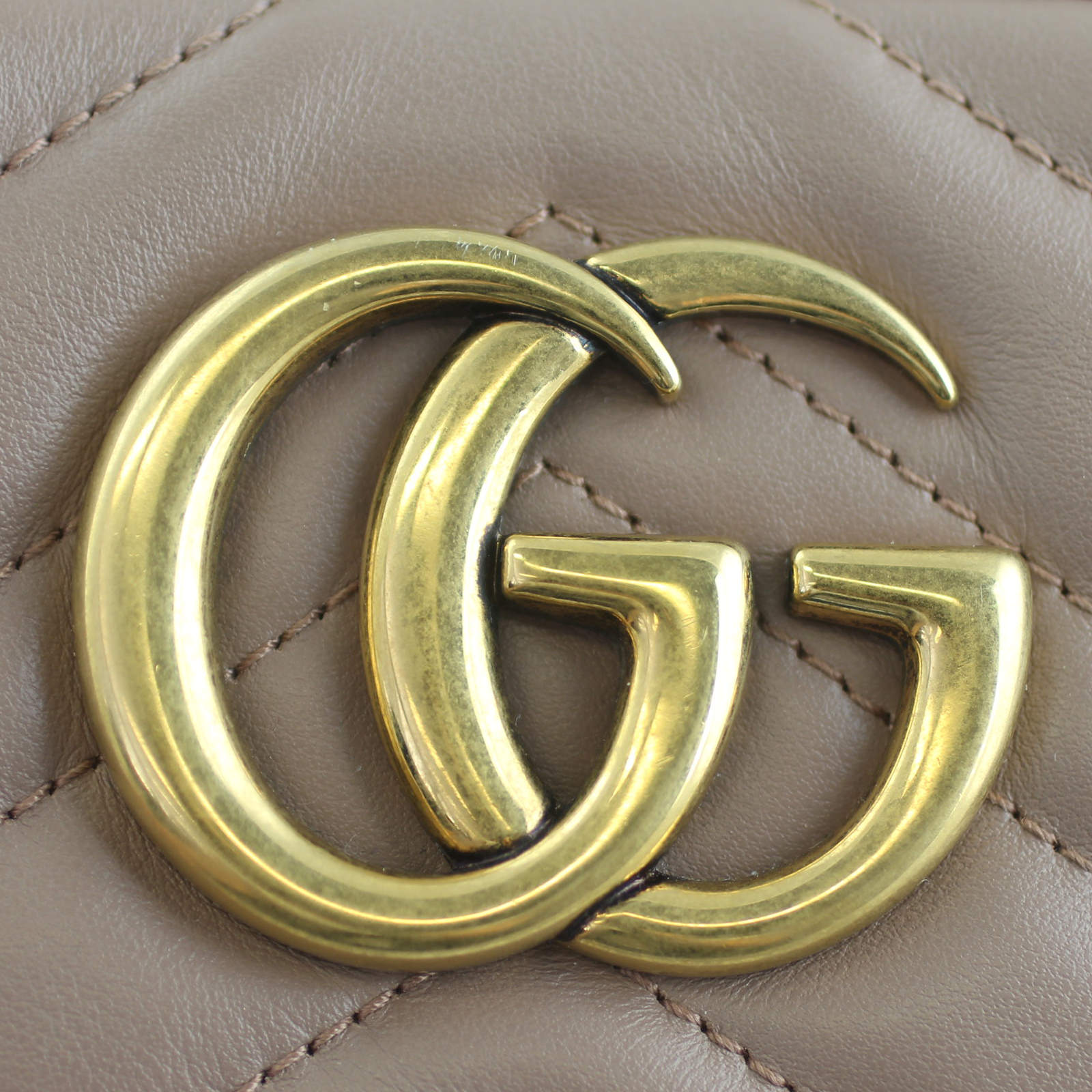 Gucci GG Marmont Small Camera Bag
