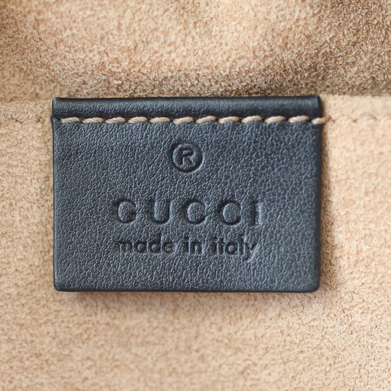Gucci GG Marmont Small Shoulder Bag