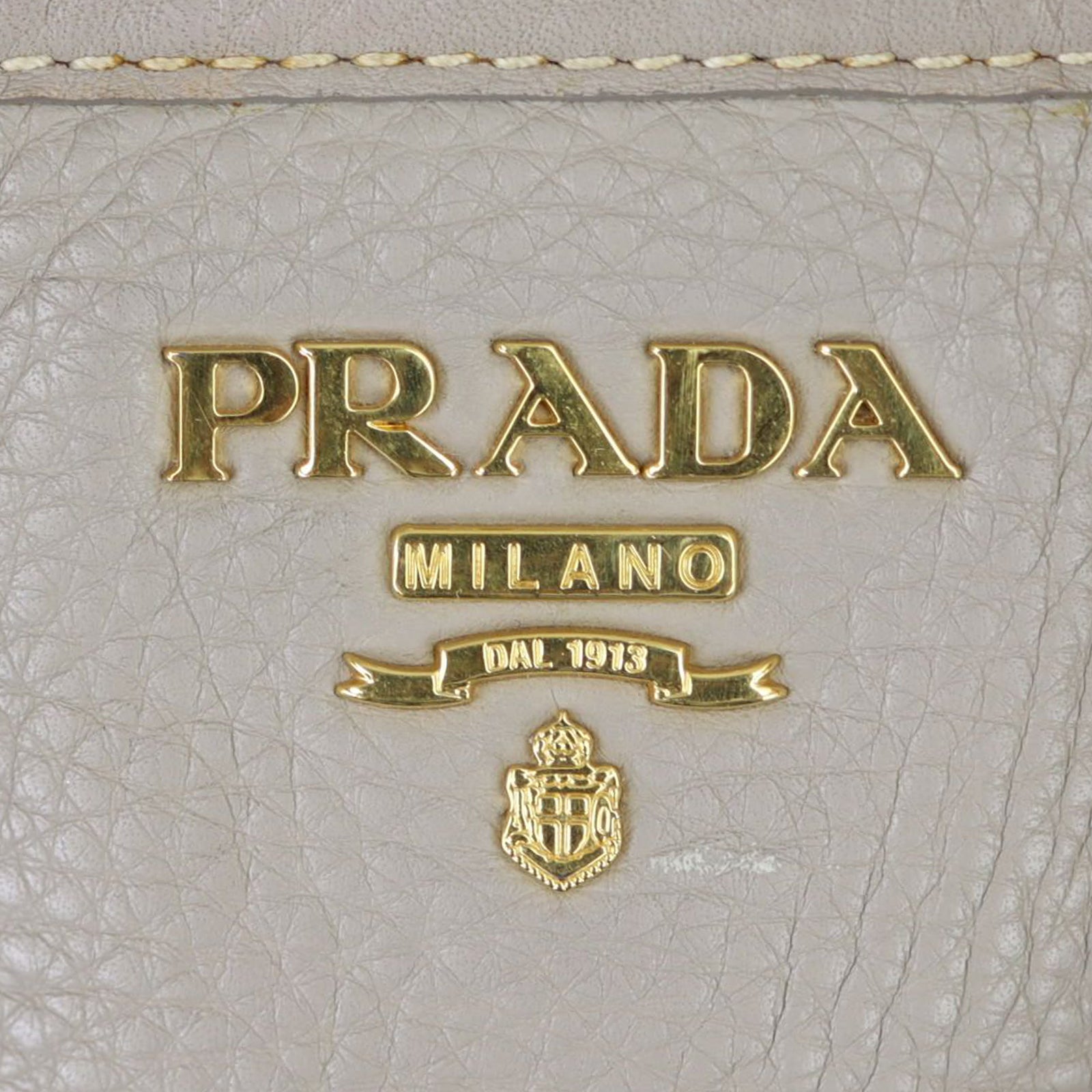 Prada Vitello Daino Zip Hobo