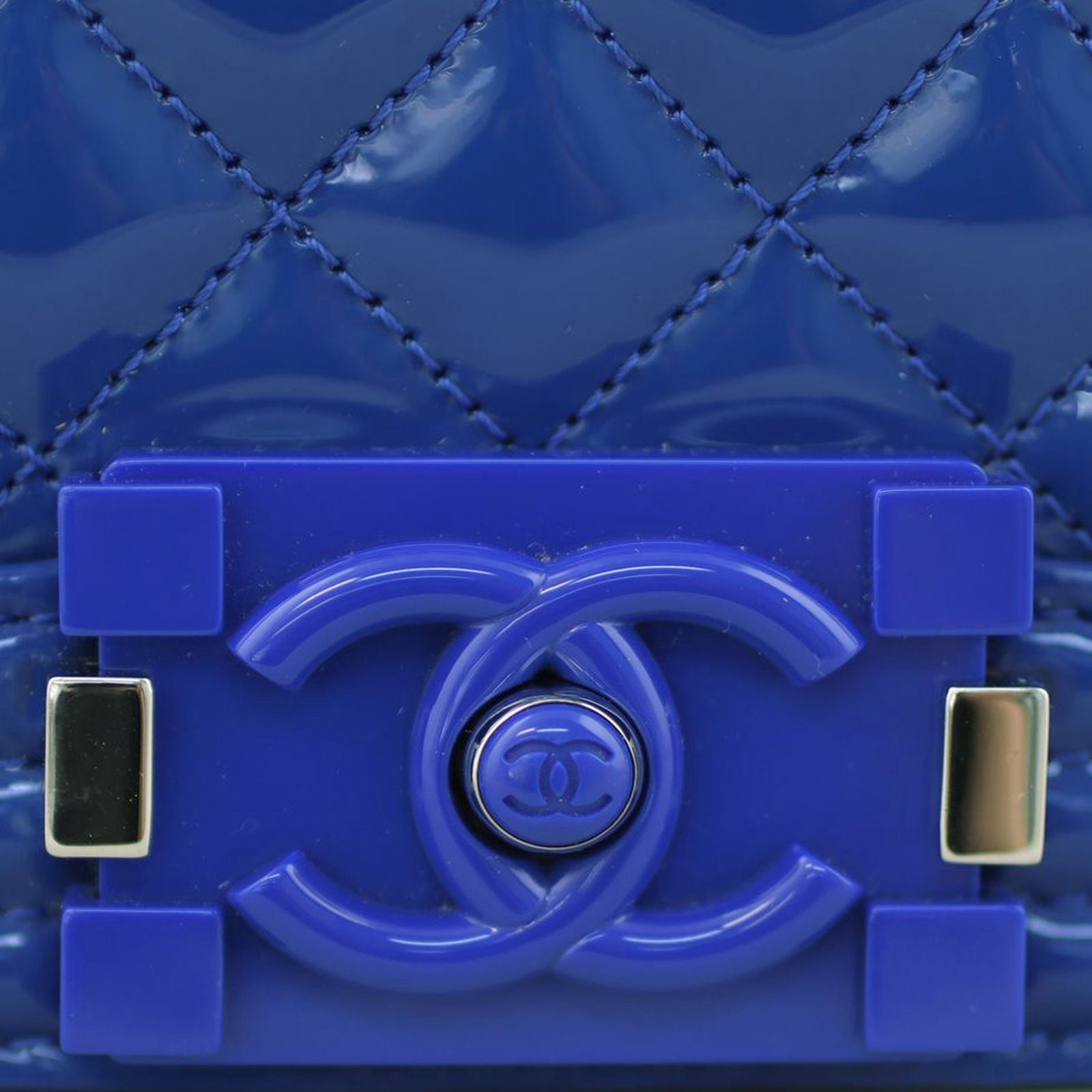 Chanel Boy Old Medium | Blue 20 Series