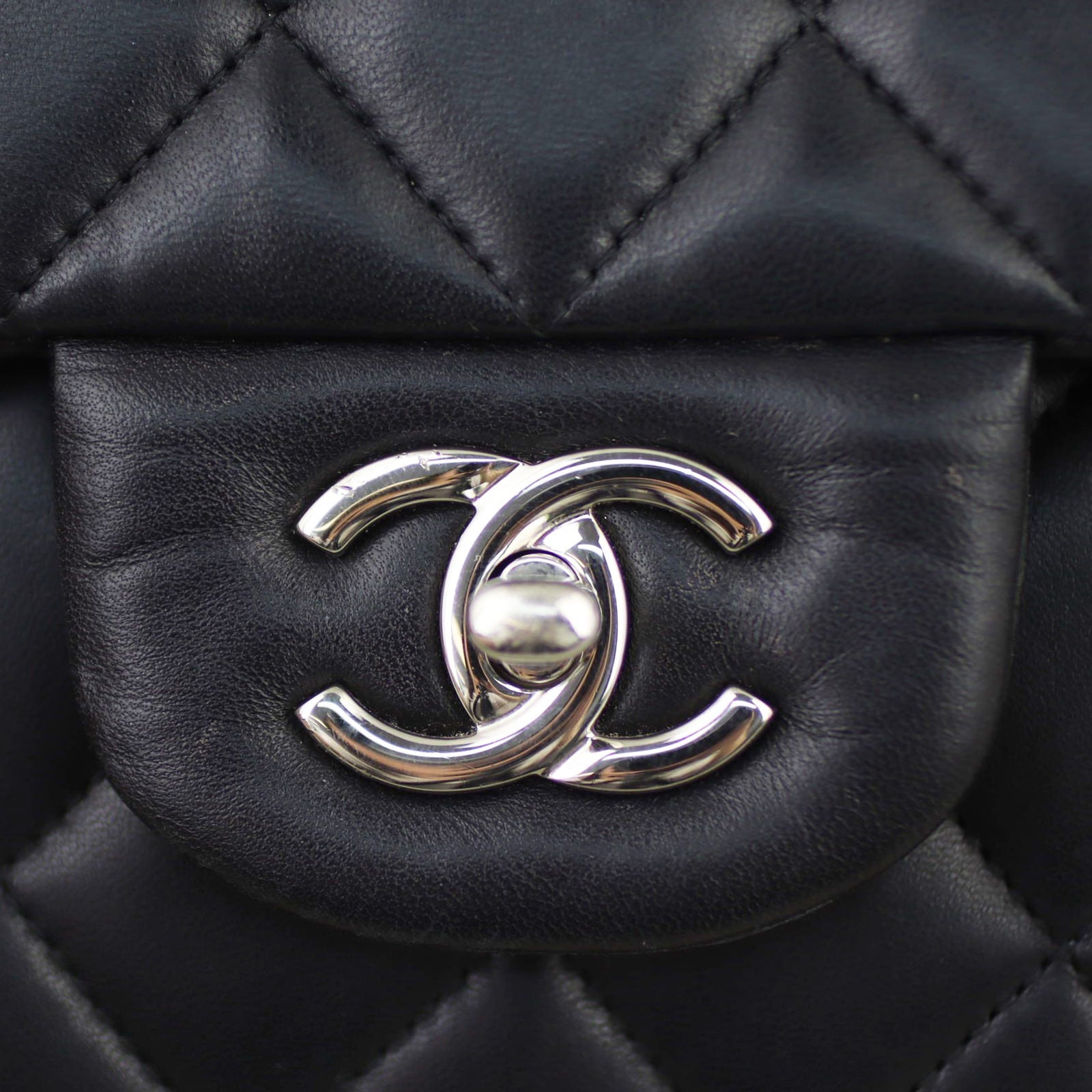 Chanel Classic Double Flap Jumbo | 25 Series