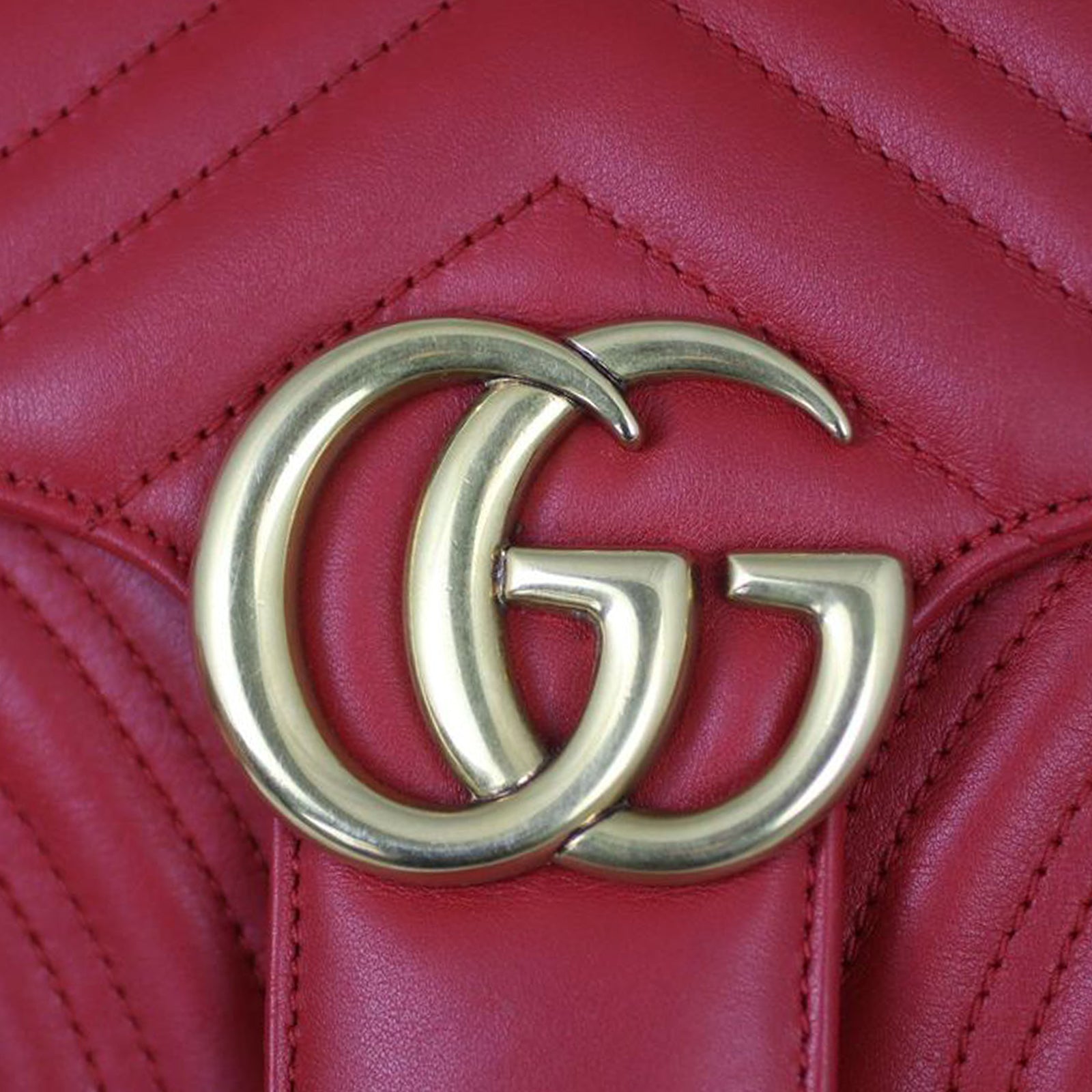 Gucci GG Marmont Small Matelasse Shoulder Bag