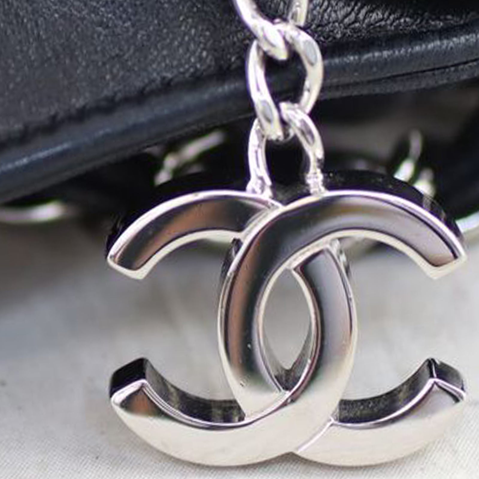 Chanel CC Ultimate Soft Tote Large