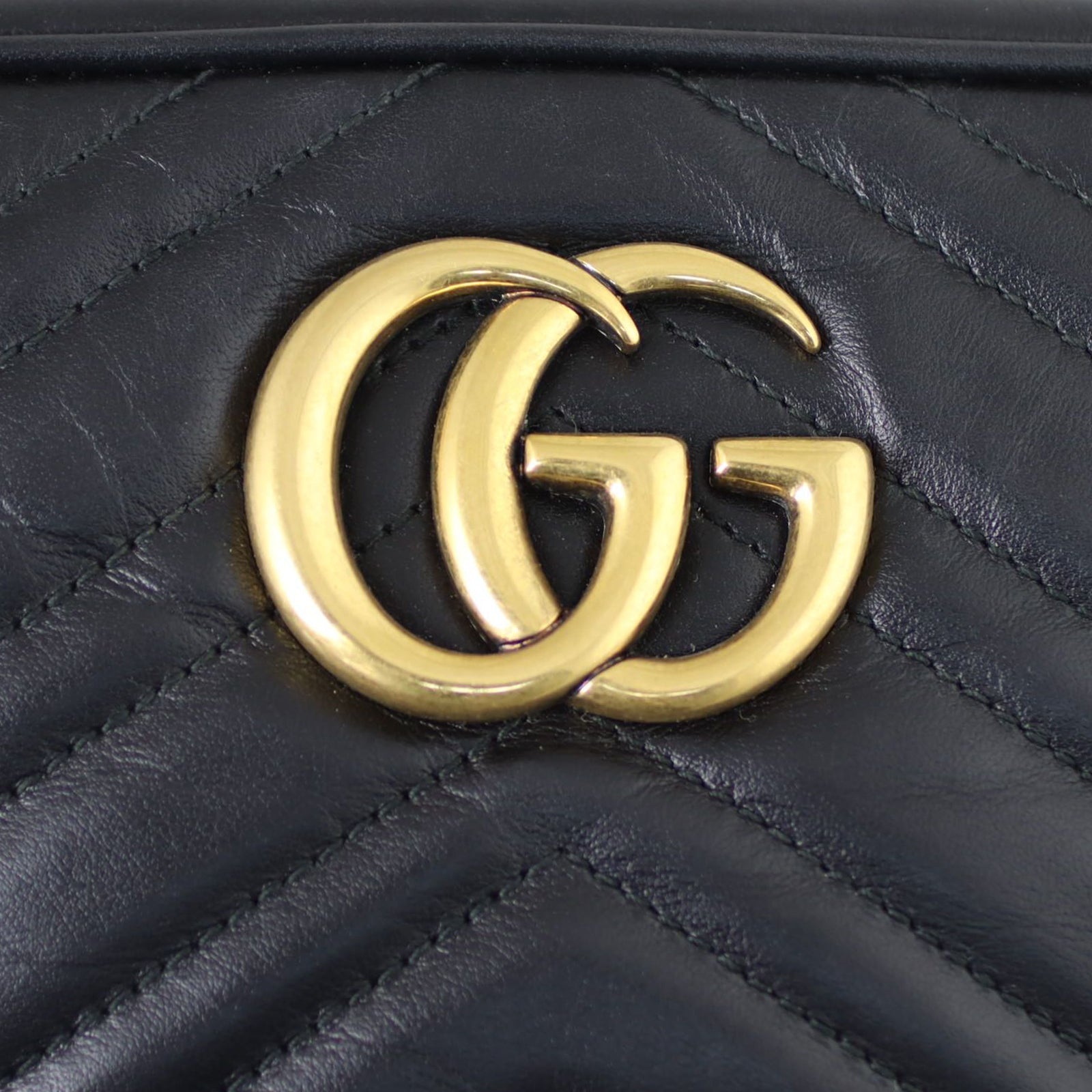 Gucci GG Marmont Small Camera Bag