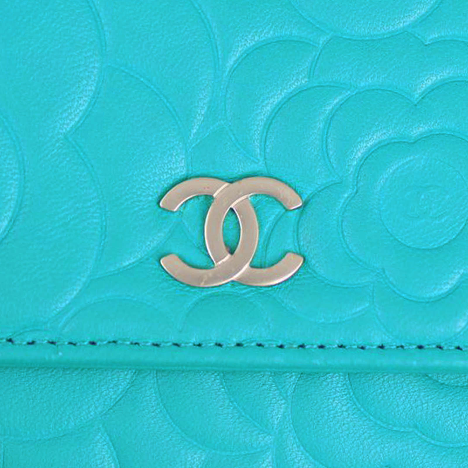 Chanel Camellia Wallet on Chain