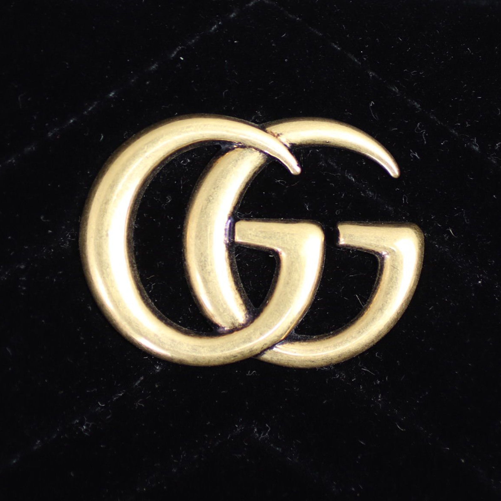 Gucci GG Marmont Matelasse Velvet Belt Bag