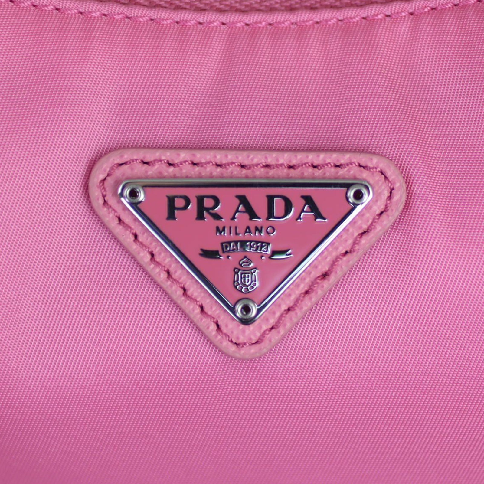 Prada Re-Edition 2005 Tessuto Shoulder Bag