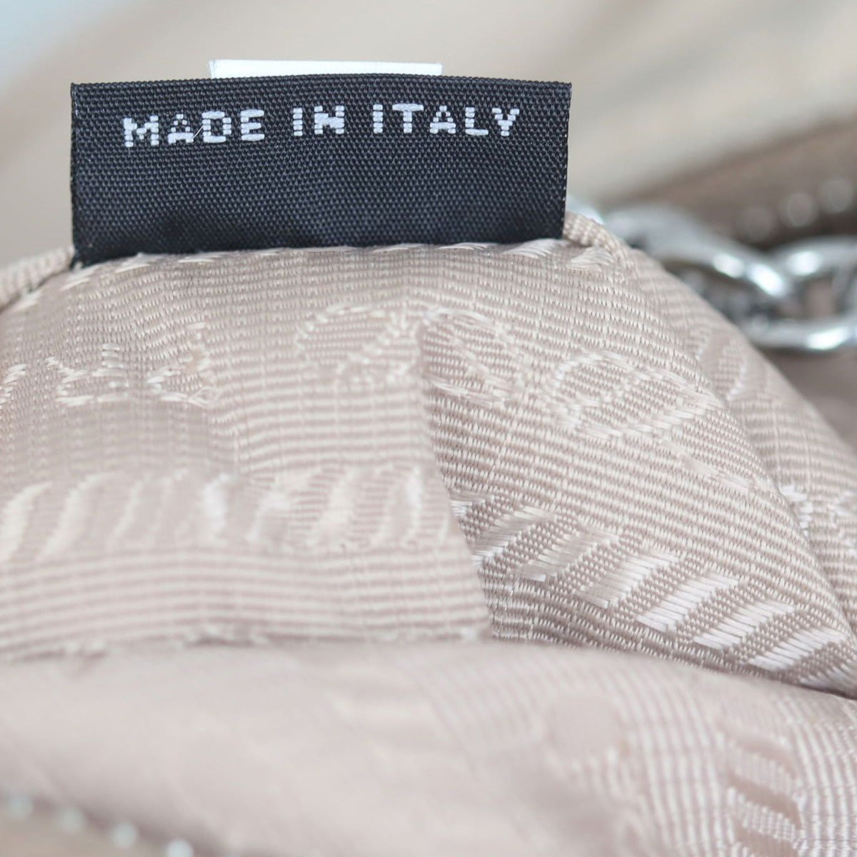 Prada Re-Edition 2005 Tessuto Shoulder Bag