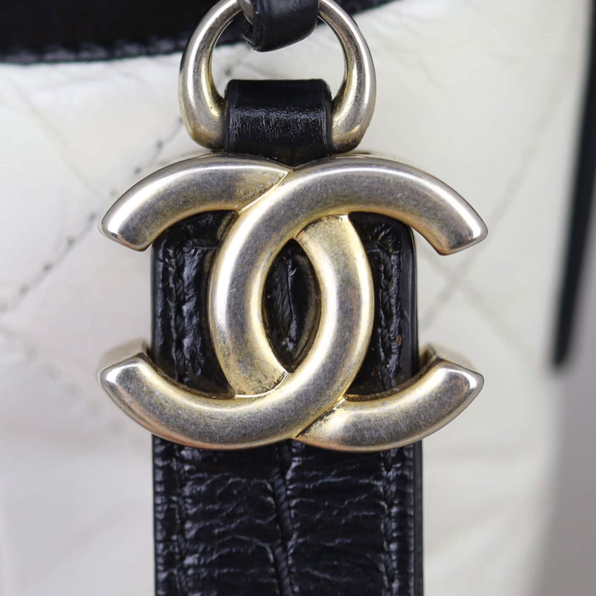 Chanel Gabrielle Hobo Small | 24 Series