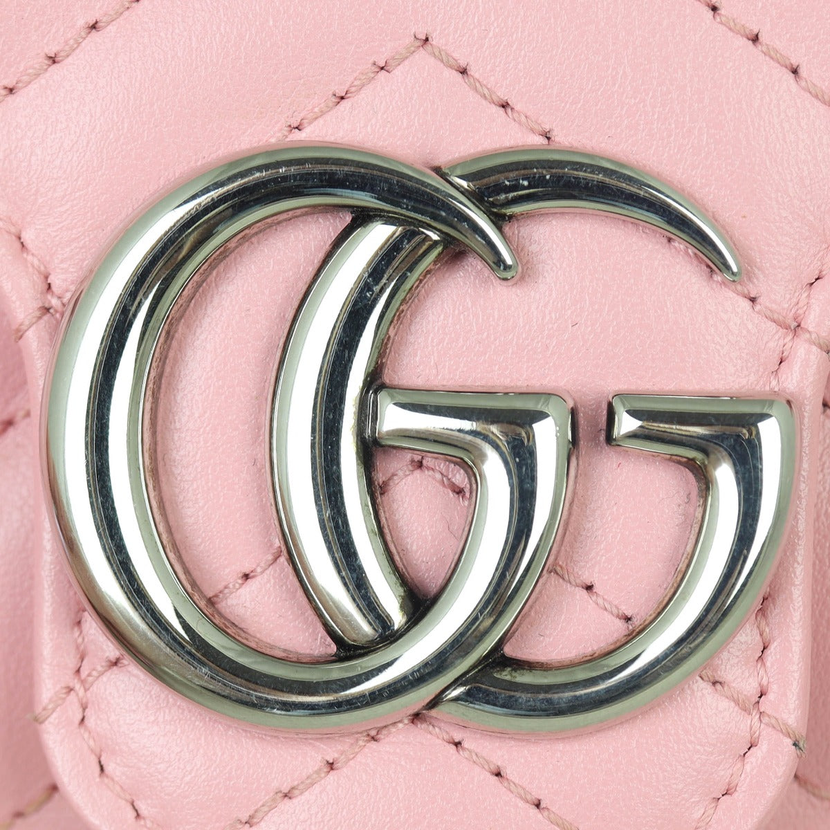 Gucci GG Marmont Super Mini Shoulder Bag