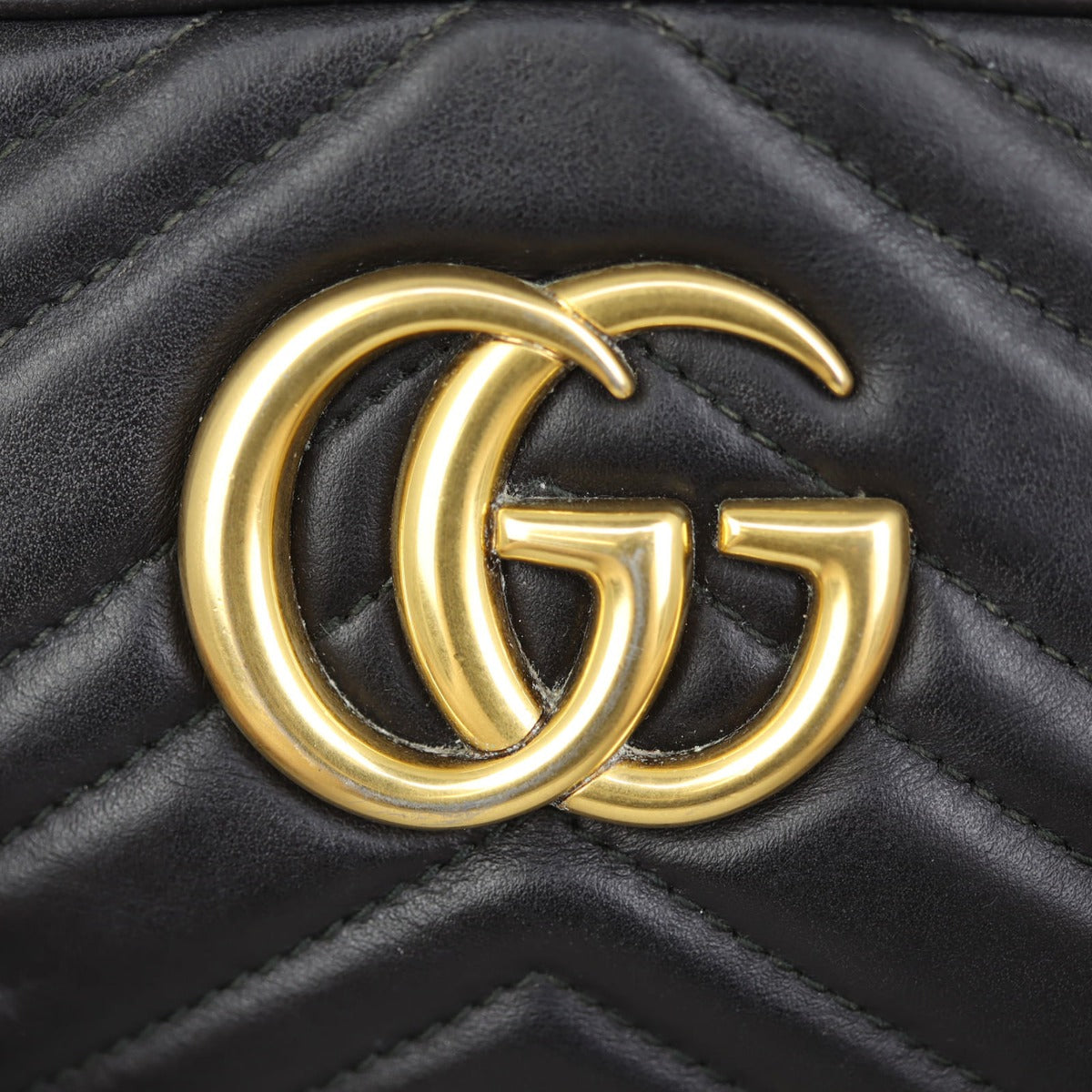 Gucci GG Marmont Small Camera Bag