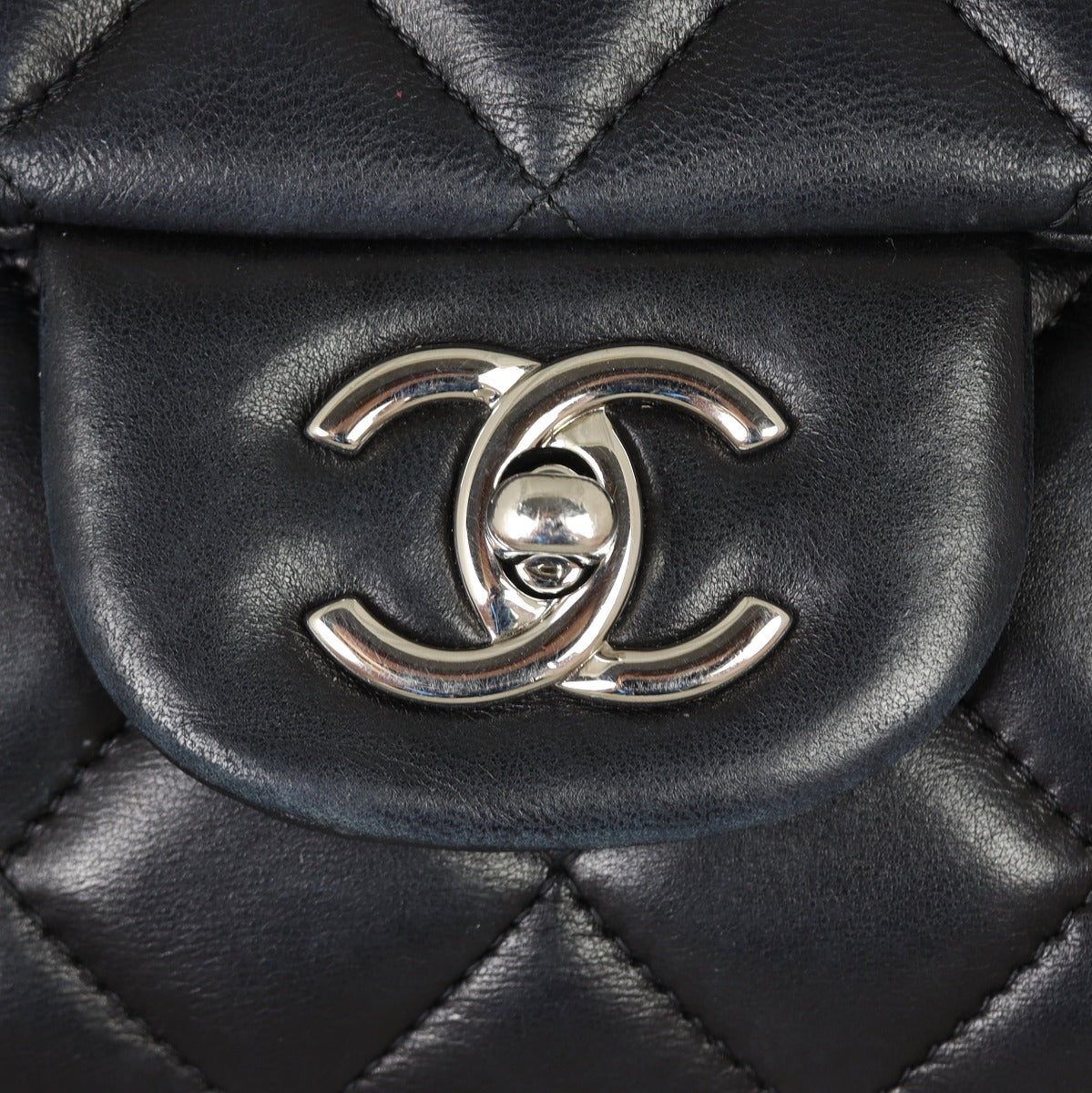 Chanel Classic Single Flap Maxi | Black Lambskin