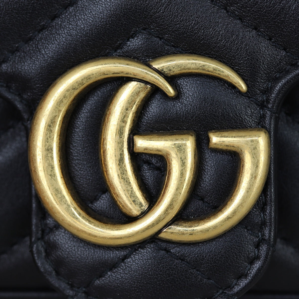 Gucci GG Marmont Super Mini Shoulder Bag
