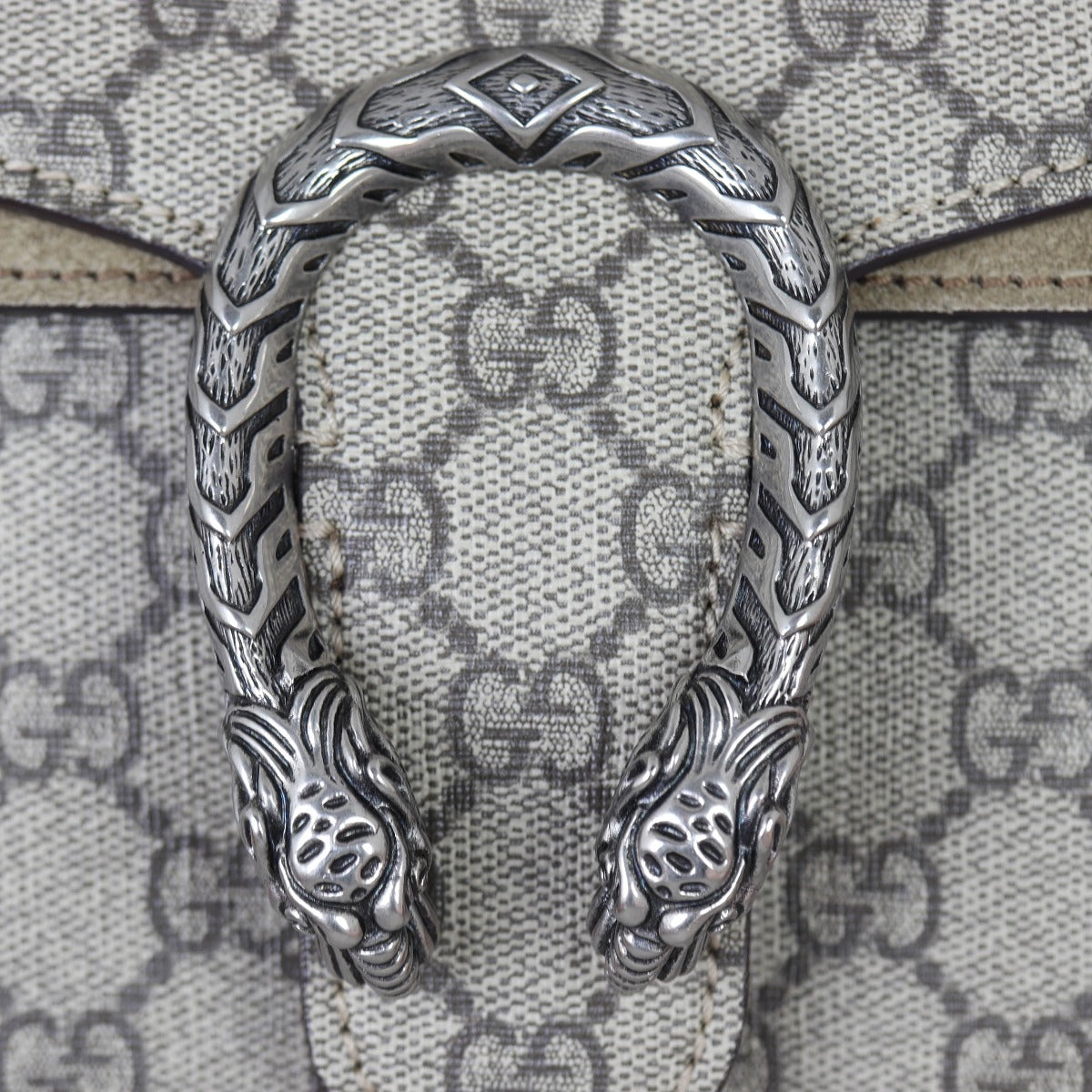 Gucci Dionysus GG Supreme Small Shoulder Bag