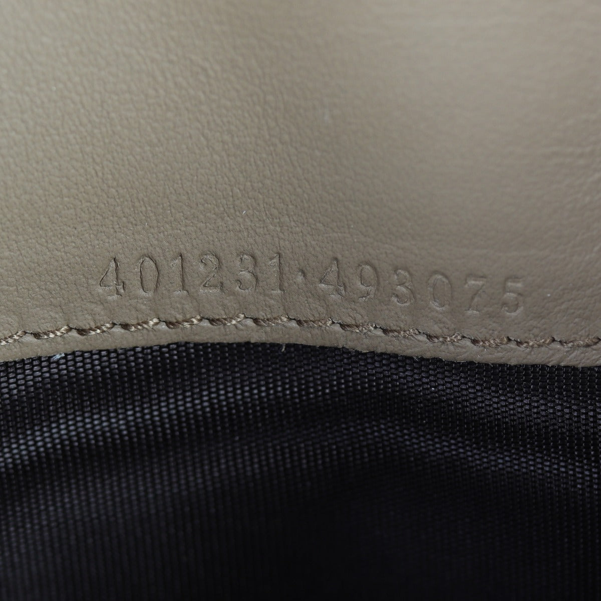 Gucci Dionysus GG Supreme Chain Wallet