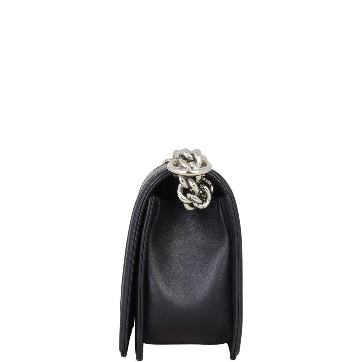 Chanel Boy Old Medium Chevron | Black 22 Series
