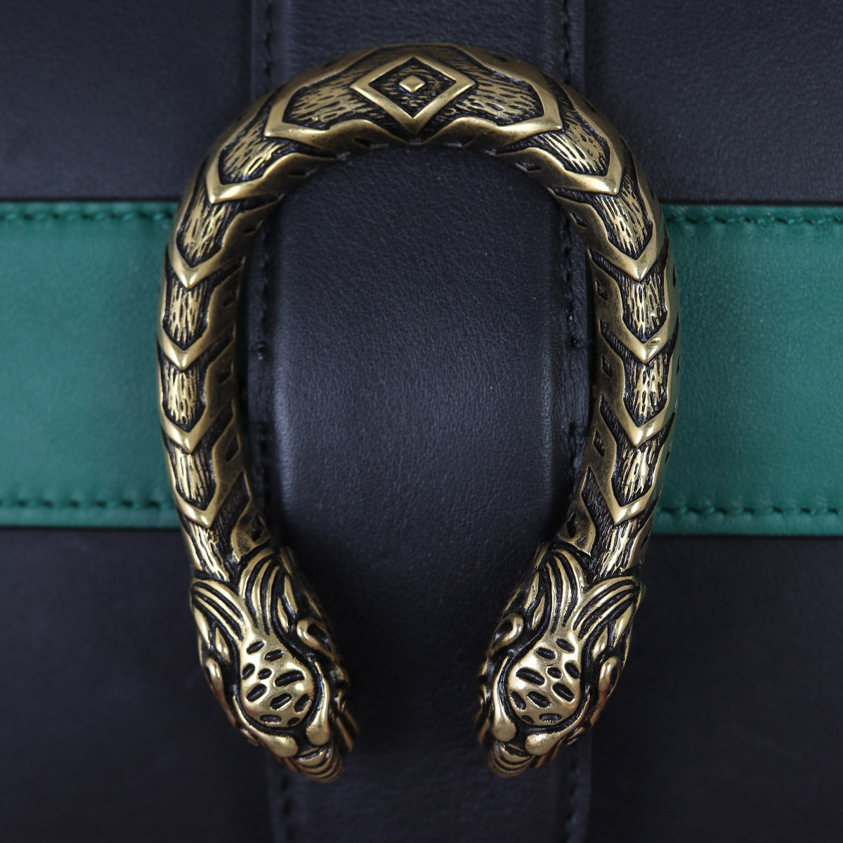 Gucci Dionysus Top Handle Medium