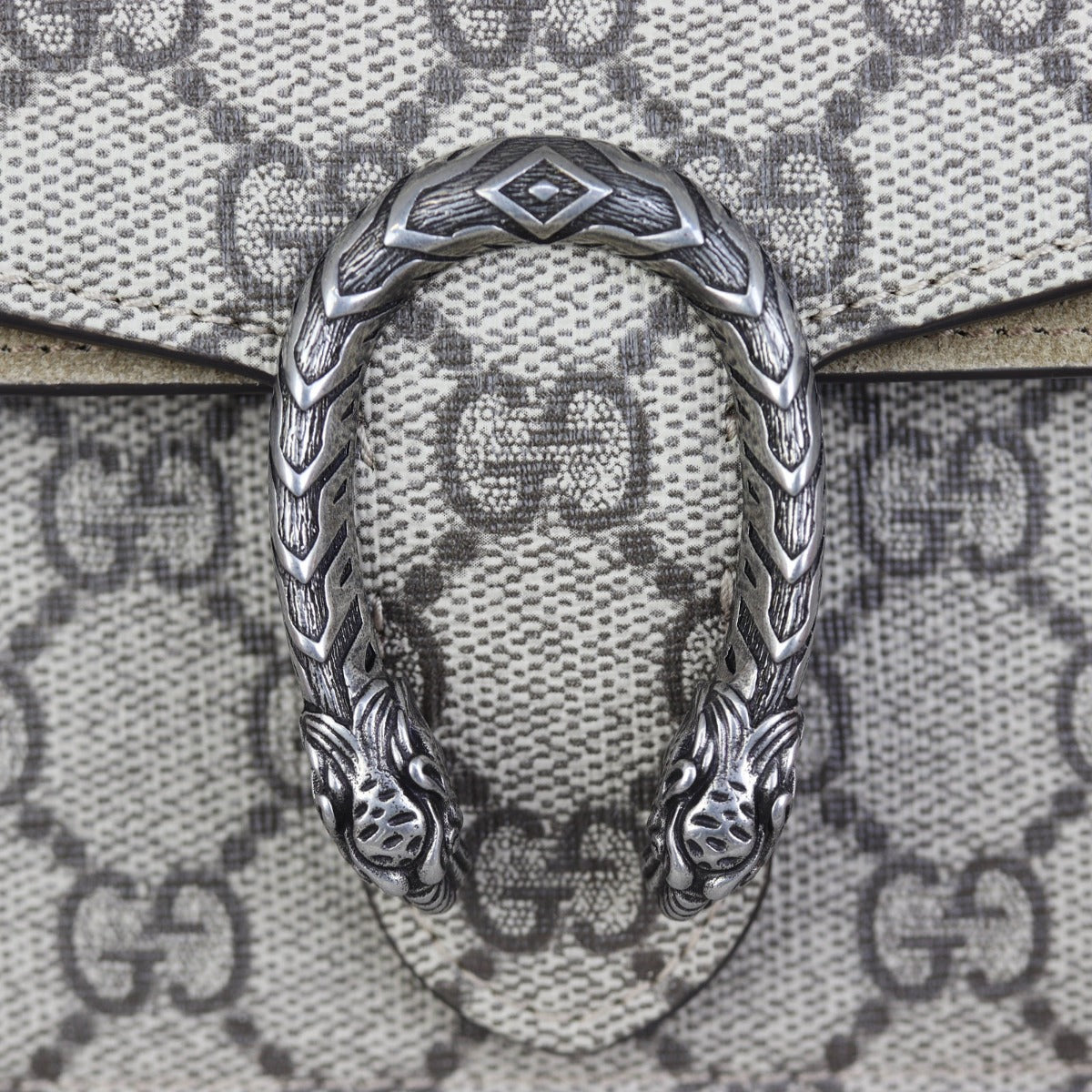 Gucci Dionysus GG Supreme Super Mini Bag