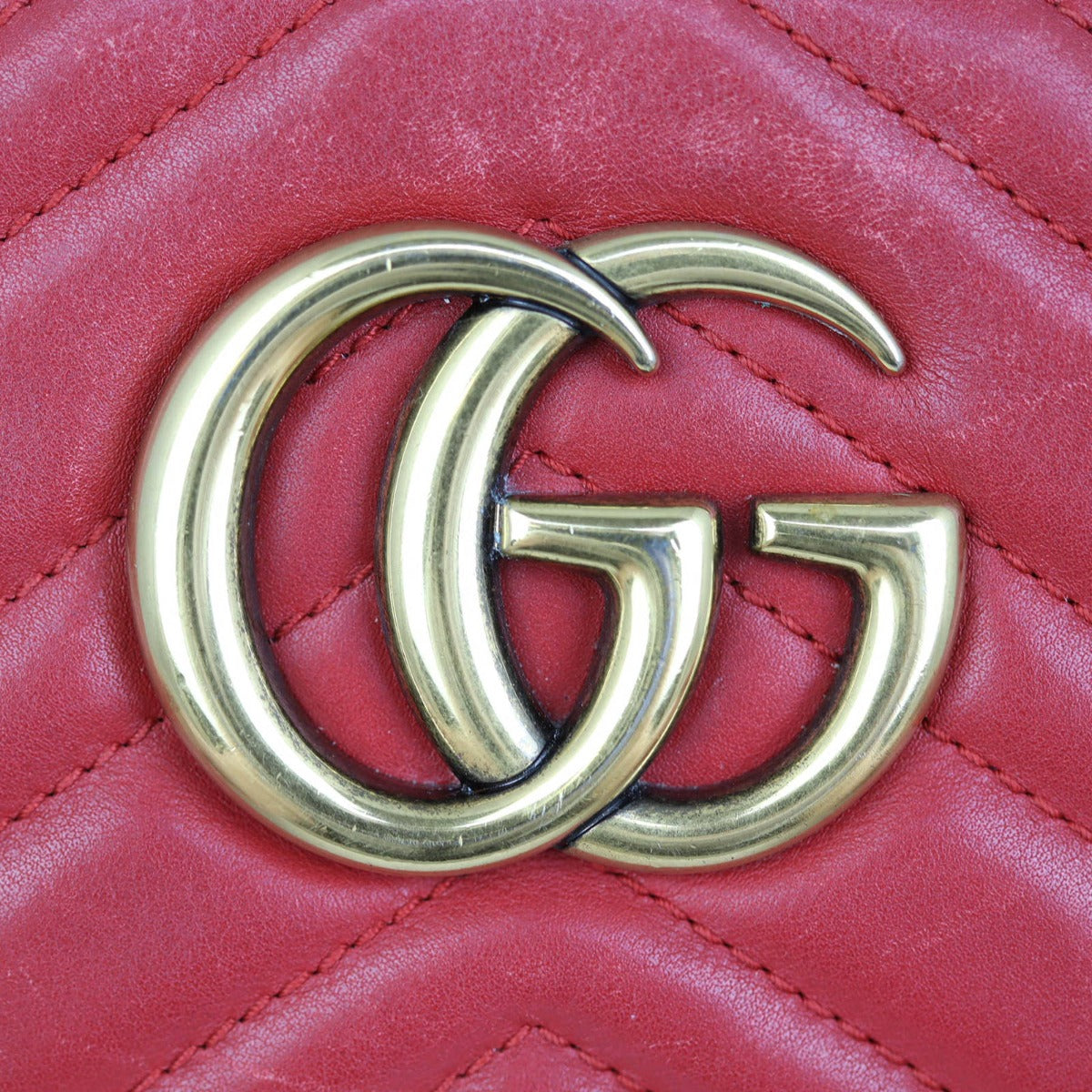 Gucci GG Marmont Small Camera Bag