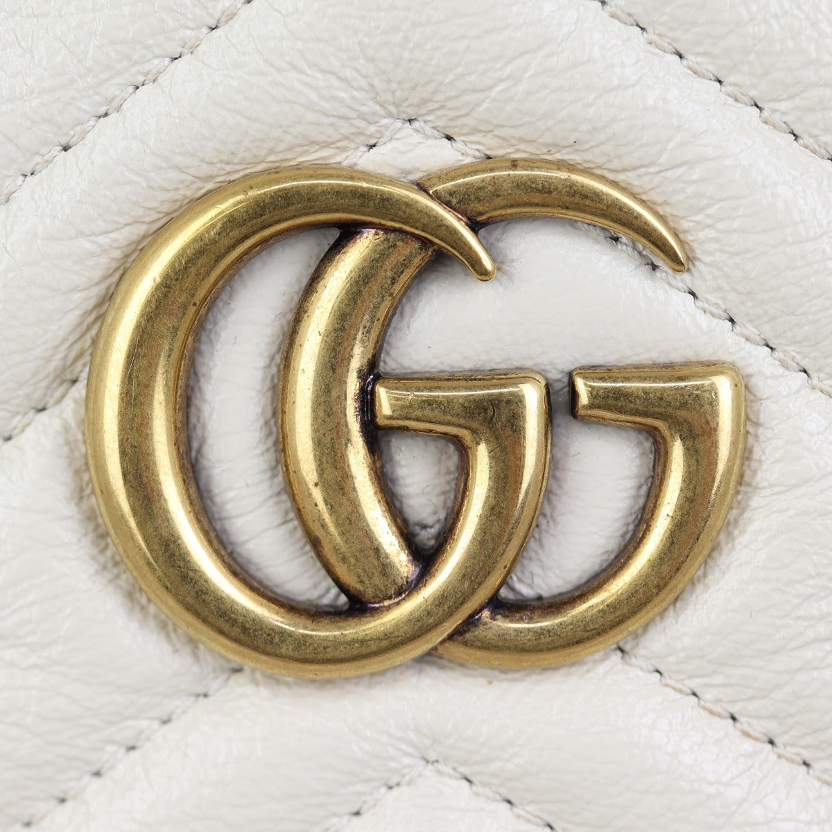 Gucci GG Marmont Round Chain Shoulder Bag