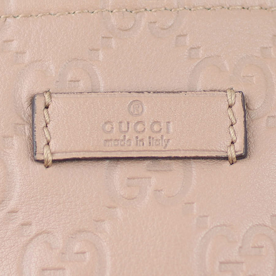 Gucci Guccissima Signature Messenger