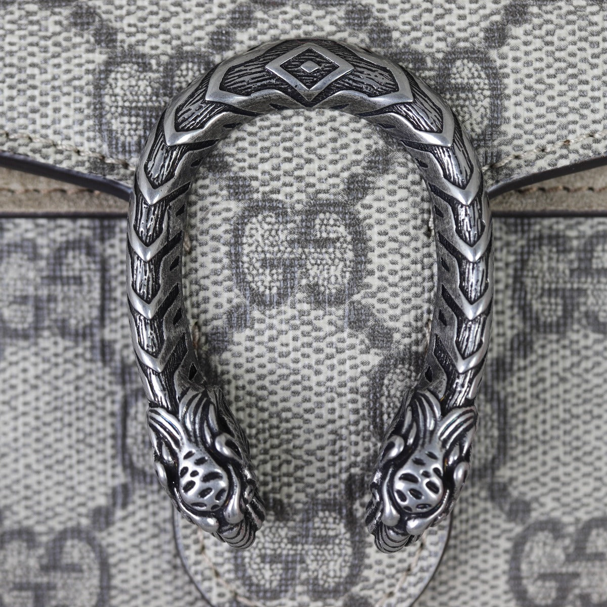 Gucci Dionysus GG Supreme Super Mini Bag