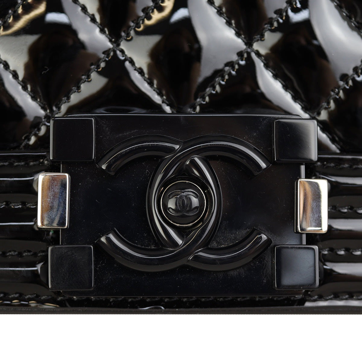 Chanel Boy New Medium | Black 20 Series