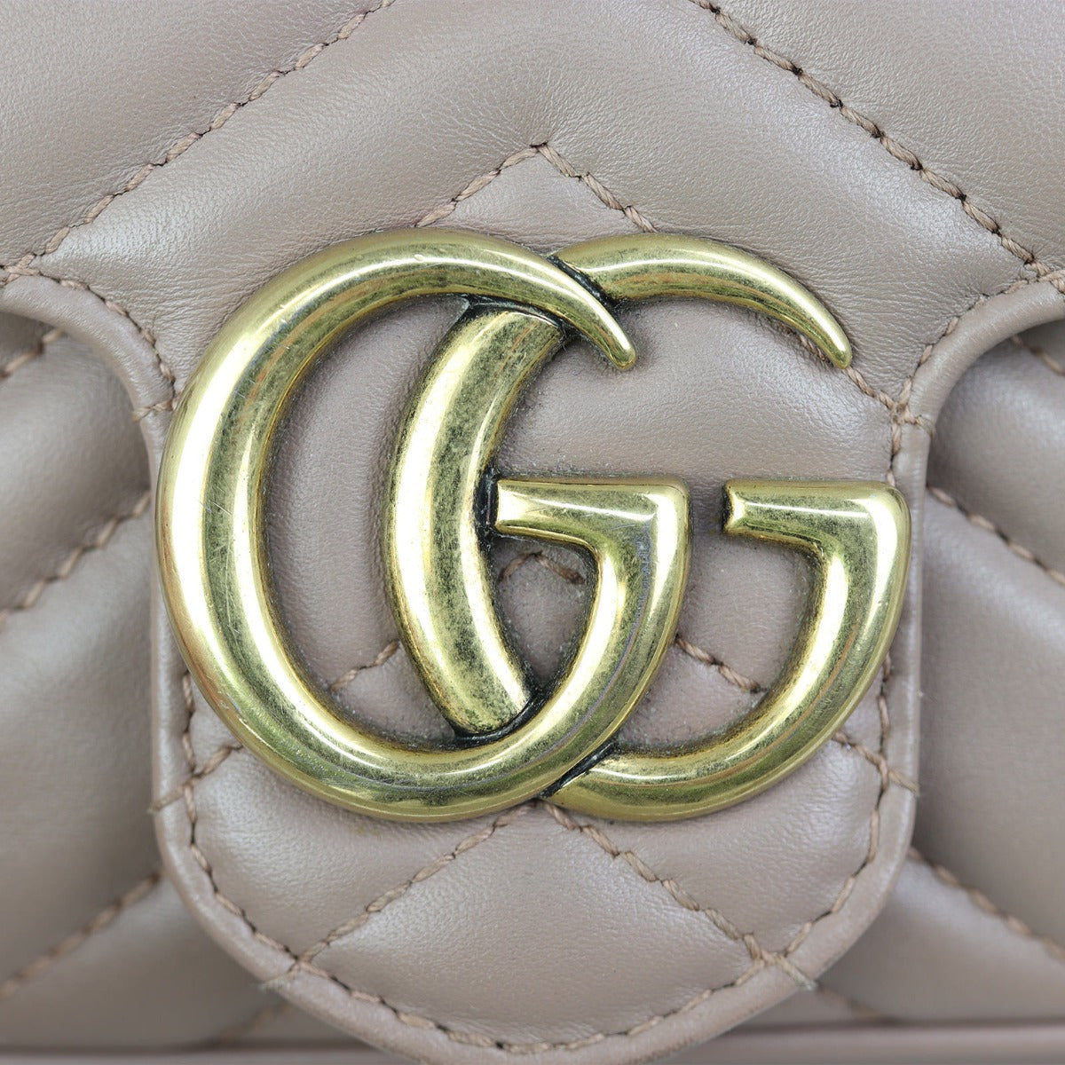 Gucci GG Marmont Super Mini Shoulder Bag