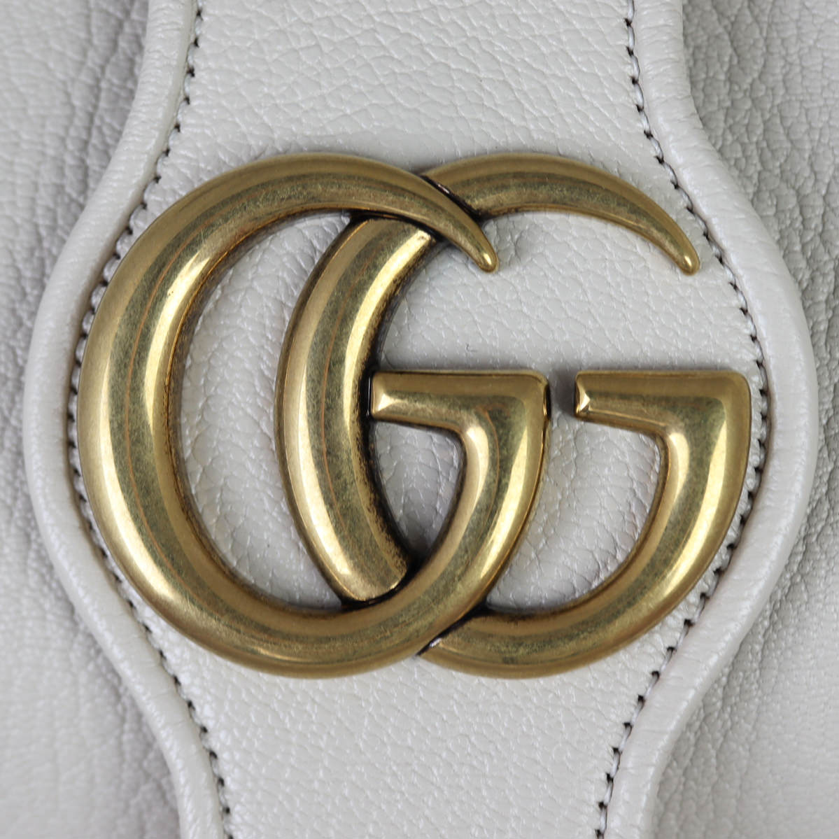 Gucci Aphrodite Hobo Medium