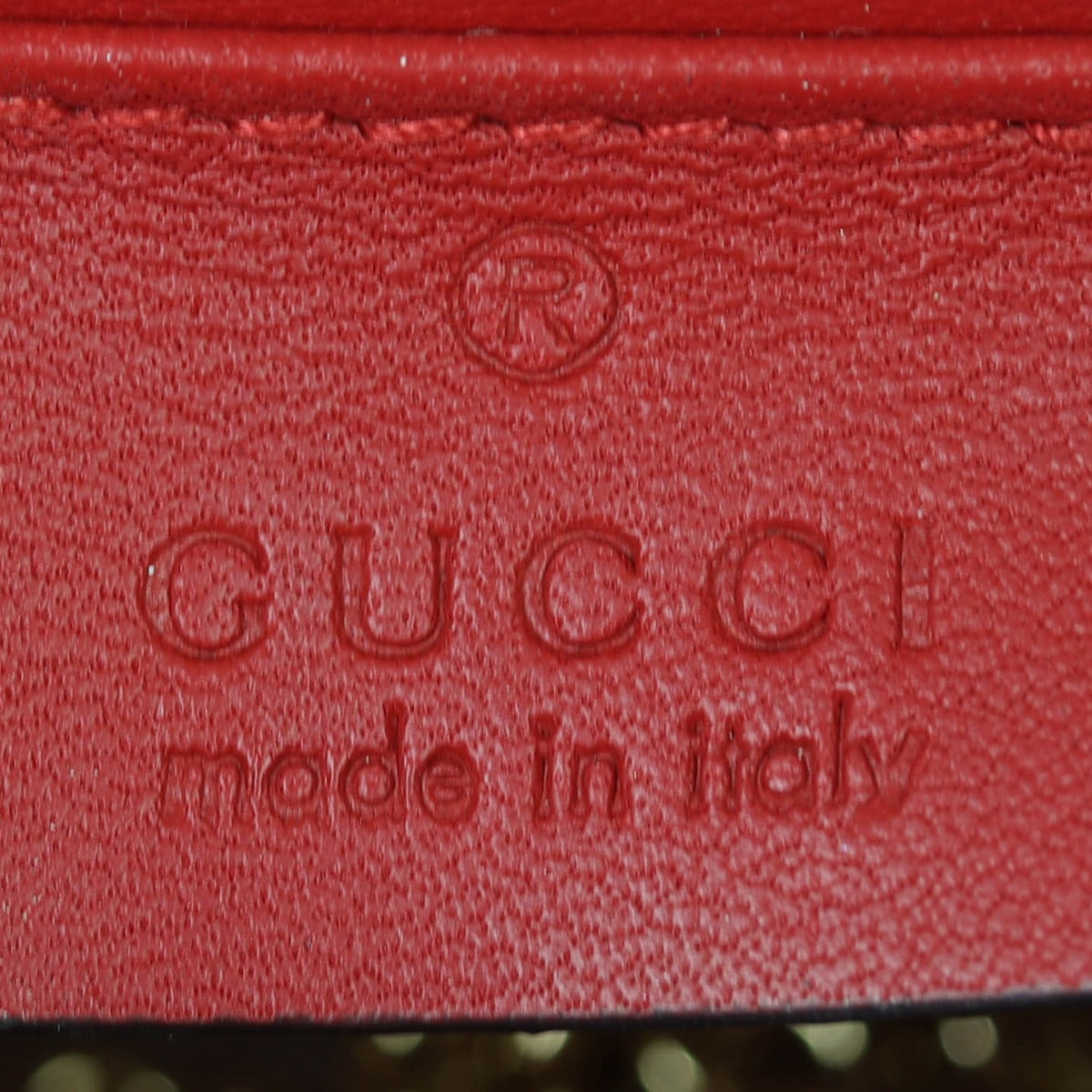 Gucci Sylvie Super Mini Chain Bag