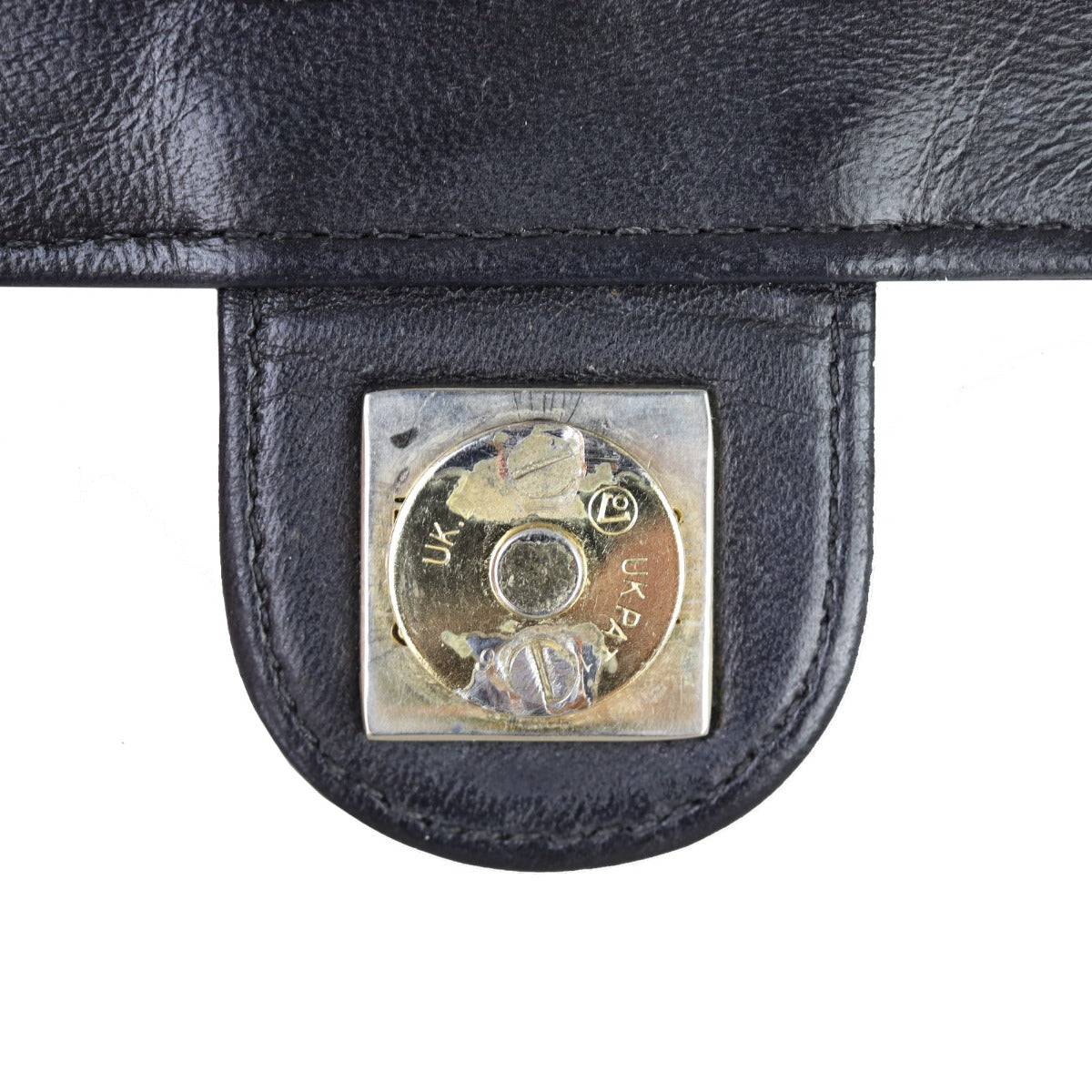 Chanel CC Vintage Flap Bag | Black