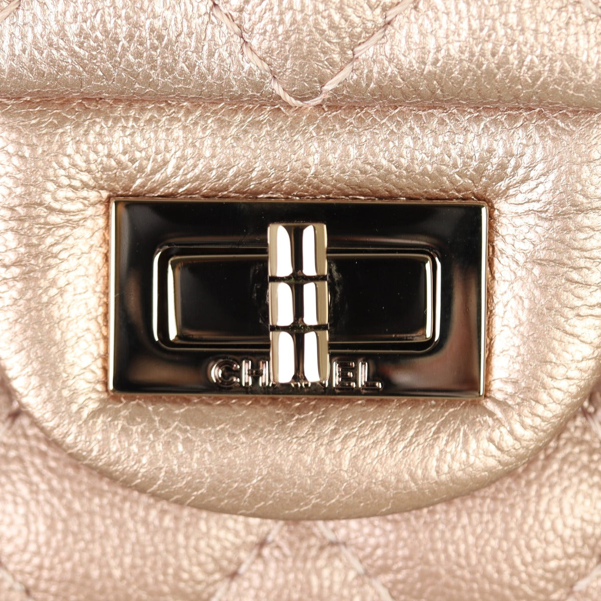 Chanel 2.55 Reissue 225 Double Flap Bag | Pink