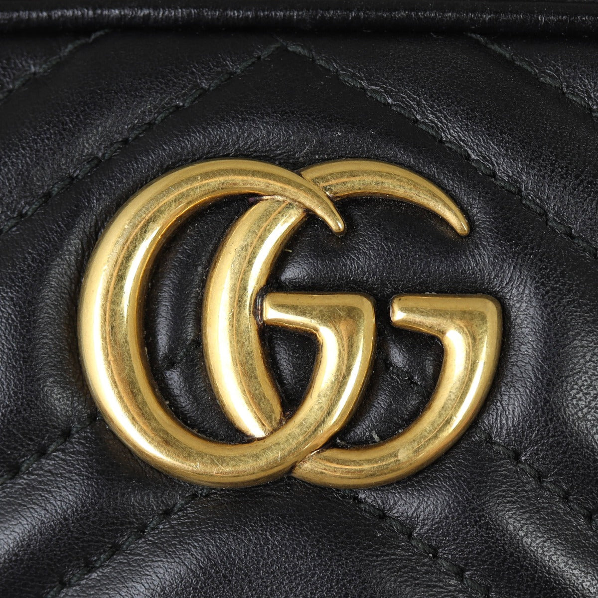 Gucci GG Marmont Mini Camera Bag