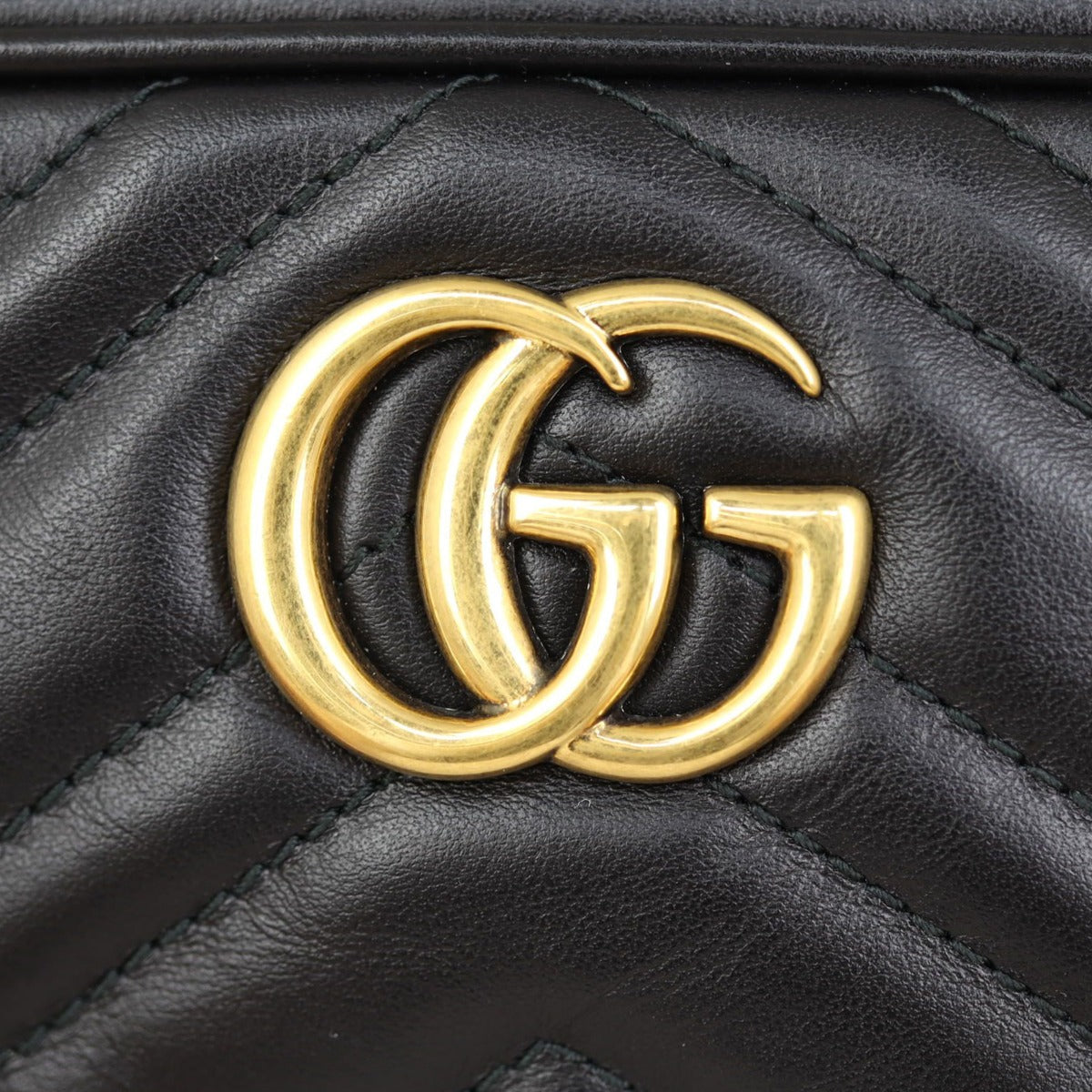 Gucci GG Marmont Mini Camera Bag