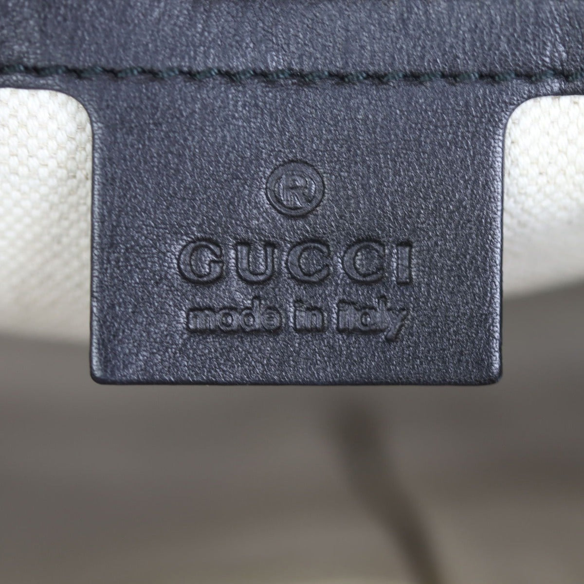 Gucci Microguccissima Nice Top Handle Bag