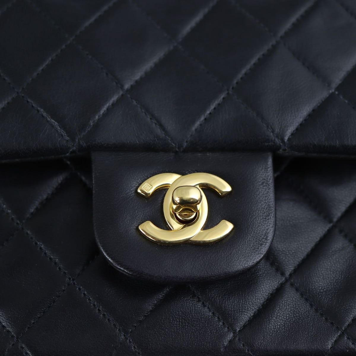 Chanel Classic Double Flap Medium | Vintage 5 Series