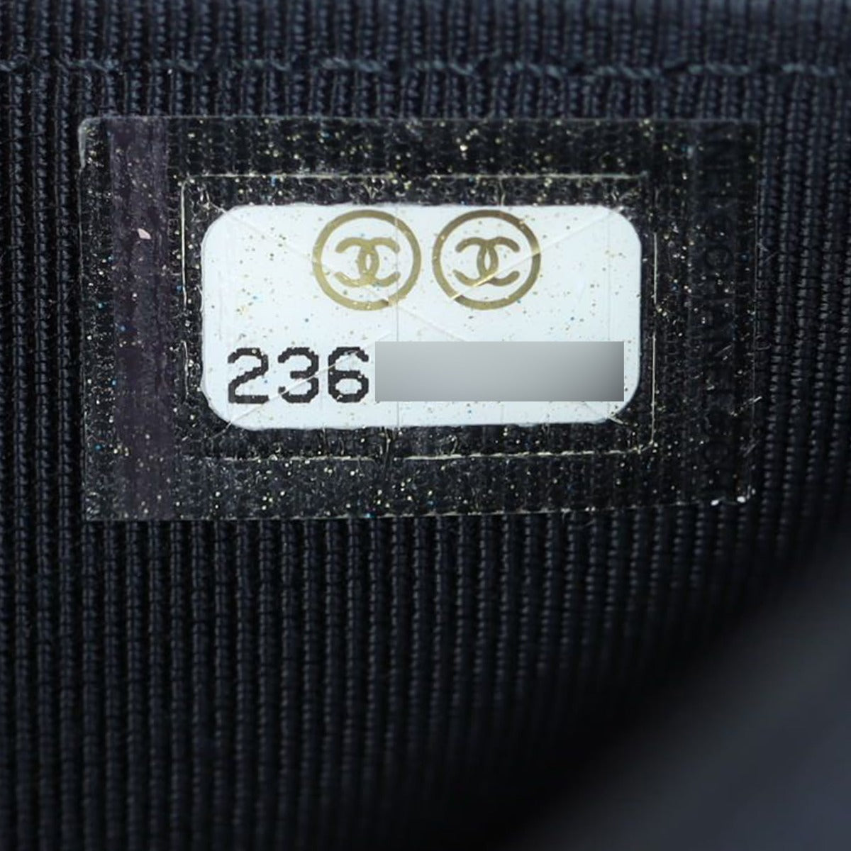 Chanel Classic Wallet on Chain | STH