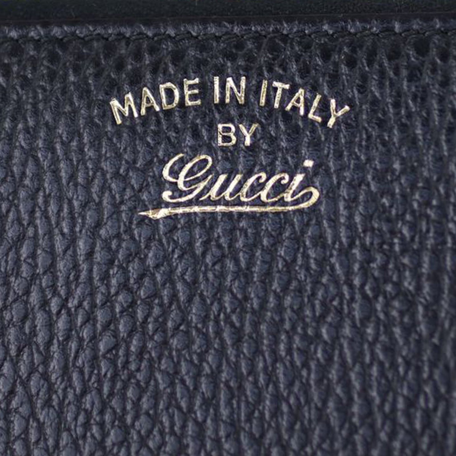 Gucci Swing Zip Around Wallet